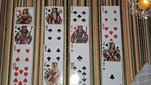 Помирится ли червовая дама♥️ с ♣️ крестовым королём?