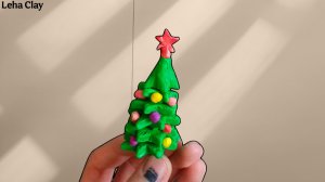 Как слепить Елку из пластилина / Новогодняя Елка из пластилина своими руками / Простая лепка Елки