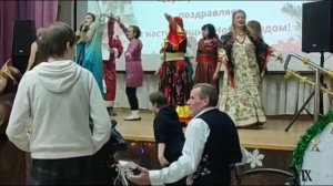 "Потолок ледяной.."Танцуют все!!!Задорная финальная песня.Народ в восторге 😄♥️