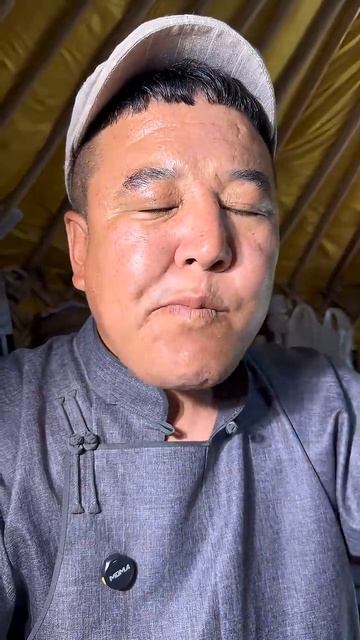 На ужин готовил Гэдэс чихсэн  традиционное блюдо монгольских кочевников деликатес во!: