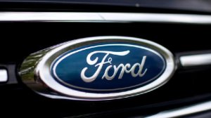 AP: Ford отзывает свыше 270 тысяч машин в США из-за проблем с функцией парковки