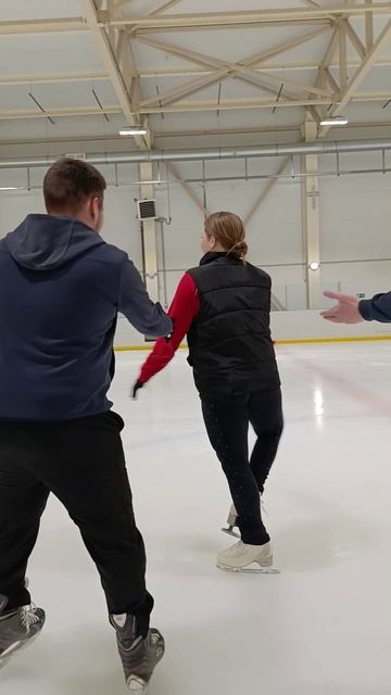 Полина и хоккеисты преподаватели смотреть онлайн