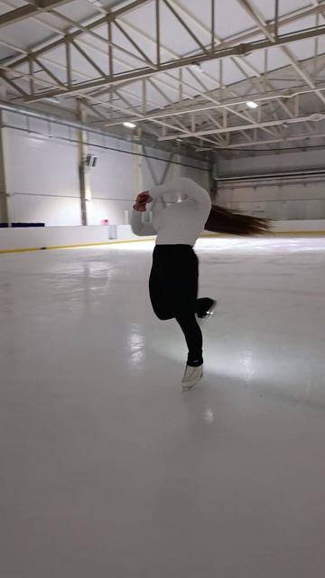 Полина фонарик в темноте смотреть онлайн