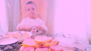 Влог наше утро /Артём лепит, готовит пельмени/ Мукбаг, сынули Артёма.