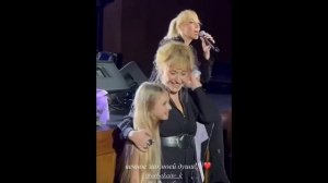 А. Пугачева. Давай просто жить