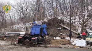 Грузовик врезался в теплотрассу приморского края, более 50 домов остались без тепла,введен режим ЧС