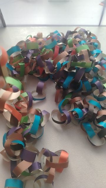 Гирлянда. Смотрите сколько много уже) смотреть онлайн