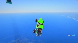 СМОЖЕТ ЛИ МОНСТР ТРАК ПРОЕХАТЬ ПО ЛЕЖАЧИМ ПОЛИЦЕЙСКИМ В ГТА 5 ? - ЭКСПЕРИМЕНТ В GTA 5