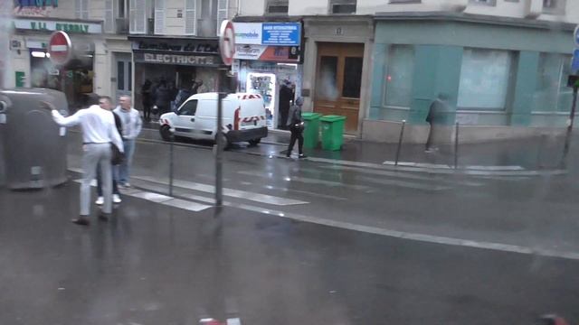 Едем на Монмартр, дождливый Париж #travel #paris #france #париж