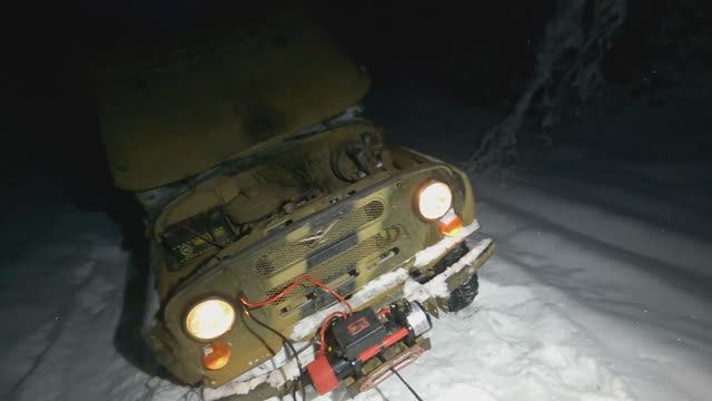 МОРОЗ! Уаз встал в лесу! Натаскали тонну рельс. Домой на мотособаке. смотреть онлайн