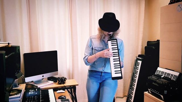 Есть только миг между прошлым и будущим... кавер-версияУльянаАкКОрди