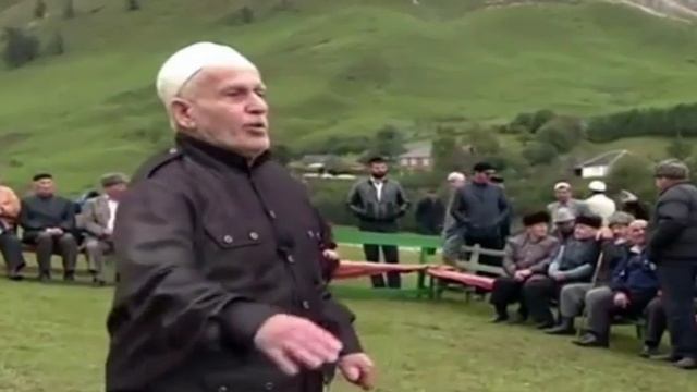 Выступление  старейшины Харачоя  на мероприятии памяти абрека свободы Зелимхана  Гушмазукаева