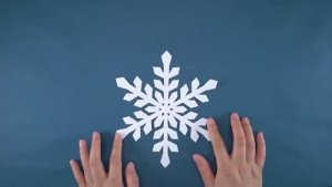Делаем снежинки на Новый год! Поделки своими руками!