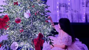 Под новый год. Танец. Бетси под новый год