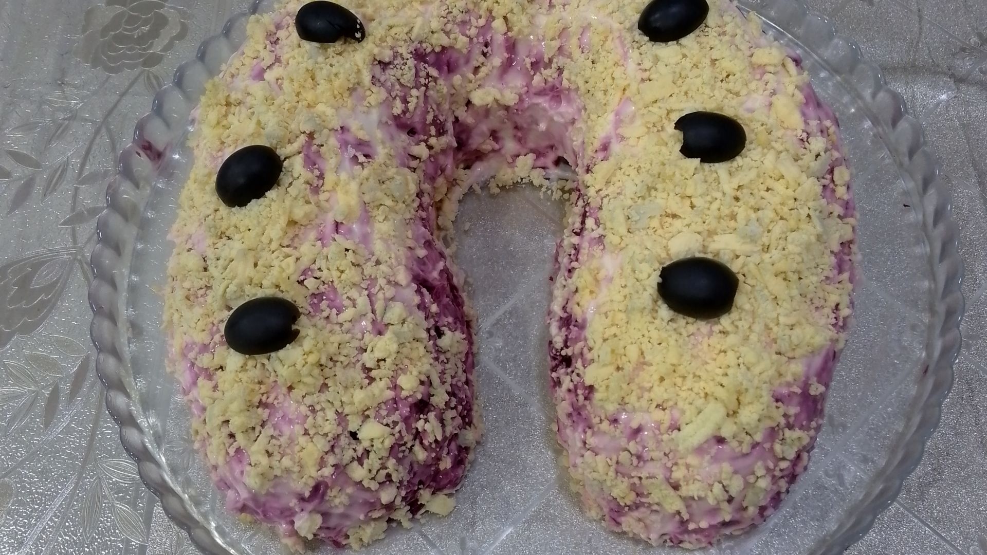 Рецепт салата, оформление подкова смотреть онлайн