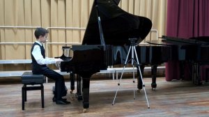 И.С. Бах Маленькая прелюдия ре минор из цикла "Шесть маленьких прелюдий". Исп. Соловьёв Григорий