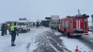 В Омской области из-за ДТП с 6 погибшими образовалась пробка в 10 км