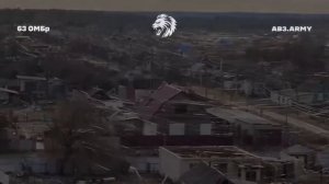 ⚡️На СВО засняли город в «паутине». 

Красный Лиман полностью покрылся проводами оптоволоконных дрон