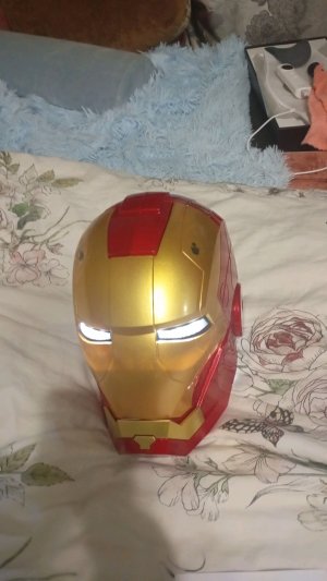 обзор на маску железного человека.