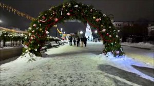 Семейная прогулка В центре г. Омска // Новогодний город