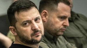 На Украине заявили, что Ермак де-факто продолжает работу на Зеленского