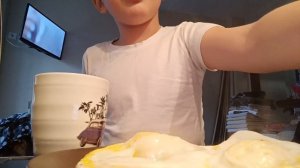 приготовил самый лучший завтрак.