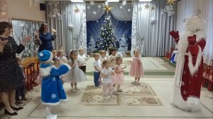 "Новогодние гости" утренник в яслях