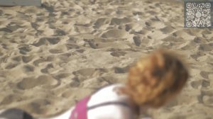 Красивая девушка в купальнике. Эротика