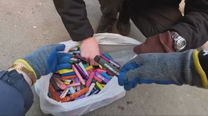 Как_я_зарабатываю_лазая_по_мусоркам_Dumpster_Diving_RUSSIA_#