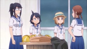 Малолетние школьницы помогли птичке) "Рыбалка для школьниц после занятий"