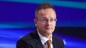 Сийярто призвал Сибигу быть сдержаннее после его слов об Орбане