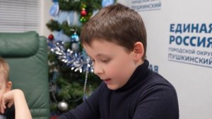 Новогодний мастер-класс провели для детей участников СВО