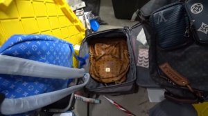 Купили три кладовки. Чуть не порвало