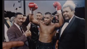 Эдди Мёрфи отреагировал на старые фотографии с Обамой и Майком Тайсоном и рассказал о фильме