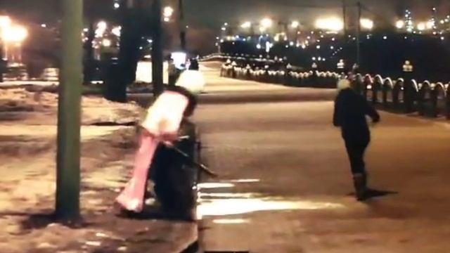 This guy is very brave смотреть онлайн