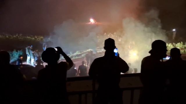 Пямяти Испанца, концерт на стадионе в Мариуполе #испанец #эспаньола #мариуполь смотреть онлайн