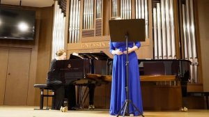 Евгения Шпиллер исполняет «Я ли в поле да не травушка была» Чайковского.Фортепиано — Ольга Воробьёва