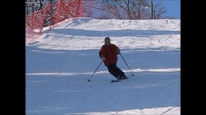 Спуск на параллельных горных лыжах.