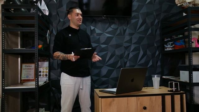 Как заказчик ищет строителей? смотреть онлайн