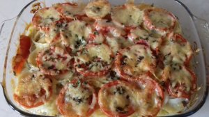 Мясо по французски в духовке. Рецепт очень вкусного и сочного мяса с сыром, картошкой и помидорами