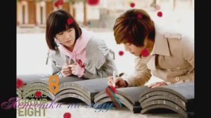 Лепестки на льду.