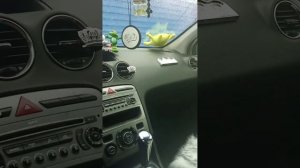 Тяжёлые думы на работе.