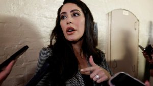 Конгрессвумен Луна: законодатели США наживаются на украинском кризисе