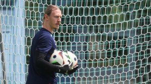 Песков назвал шикарной игру вратаря Сафонова в финале Межконтинентального кубка