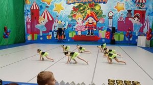 Выступление внучки. 6 лет.