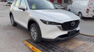 Купил в Китае для своих заказчиков из г. Москва, две новых Mazda CX5 с завода.