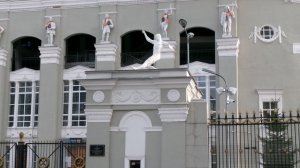 Екатеринбург.Рыбный магазин. Испол. Владимир Трошин про Екатеринбург.Игорь Маменко  Новог. анекдоты.