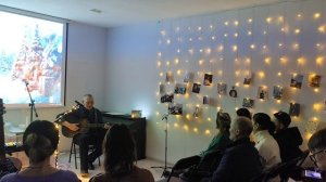 Поет Игорь Общих