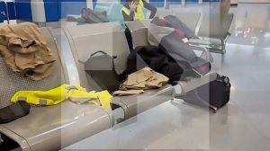 Российских пилотов трое суток не выпускают из аэропорта Туниса