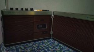 Включим первую в мире кассетную  стереомагнитолу